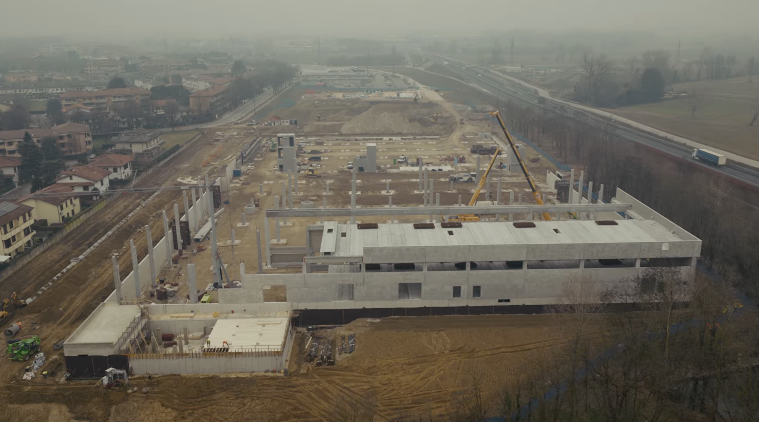 ONGOING / New Multi-Storey Commercial Building in Paullo (MI)